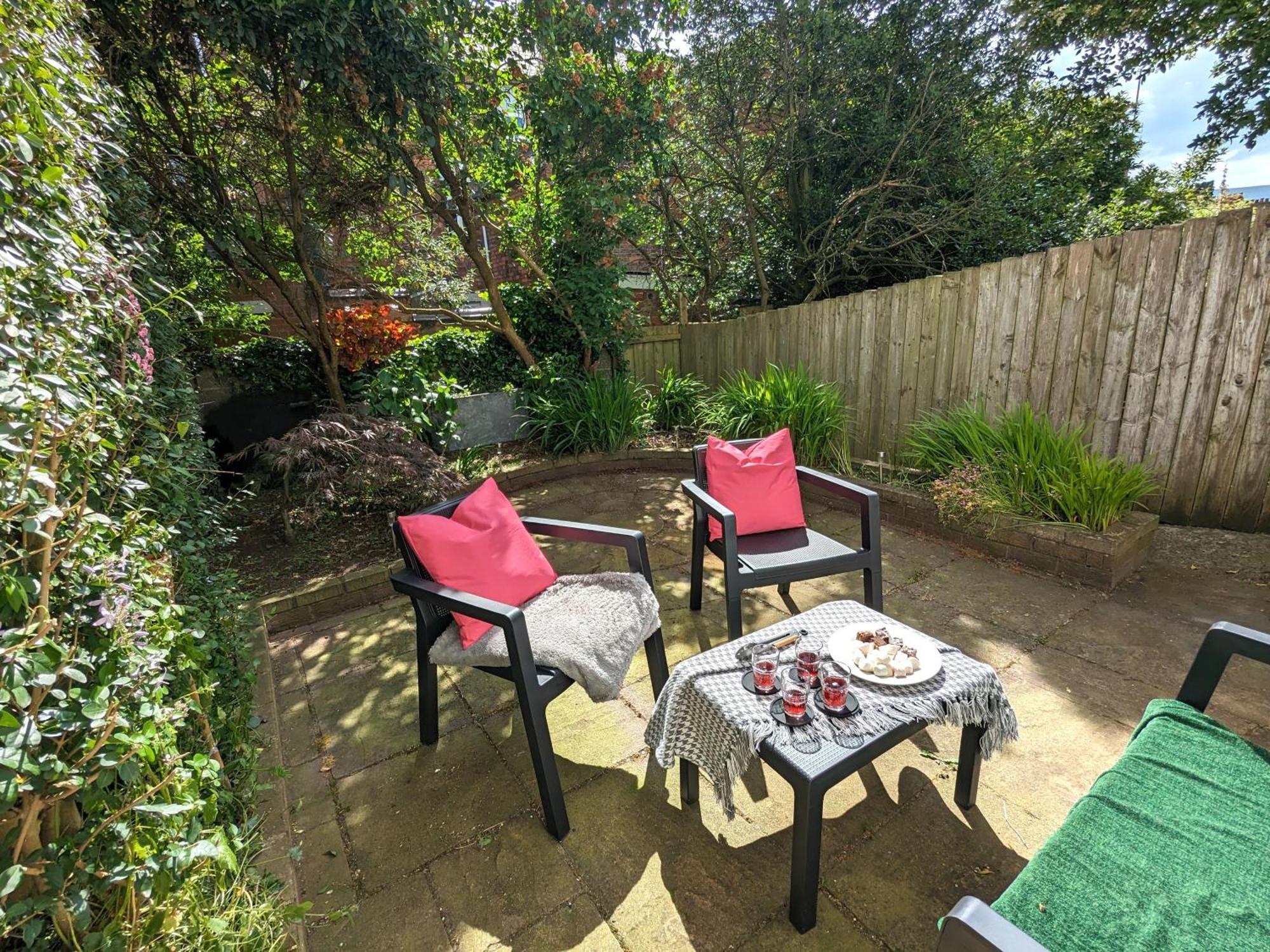 Heart Of Belfast With Private Garden Villa Kültér fotó